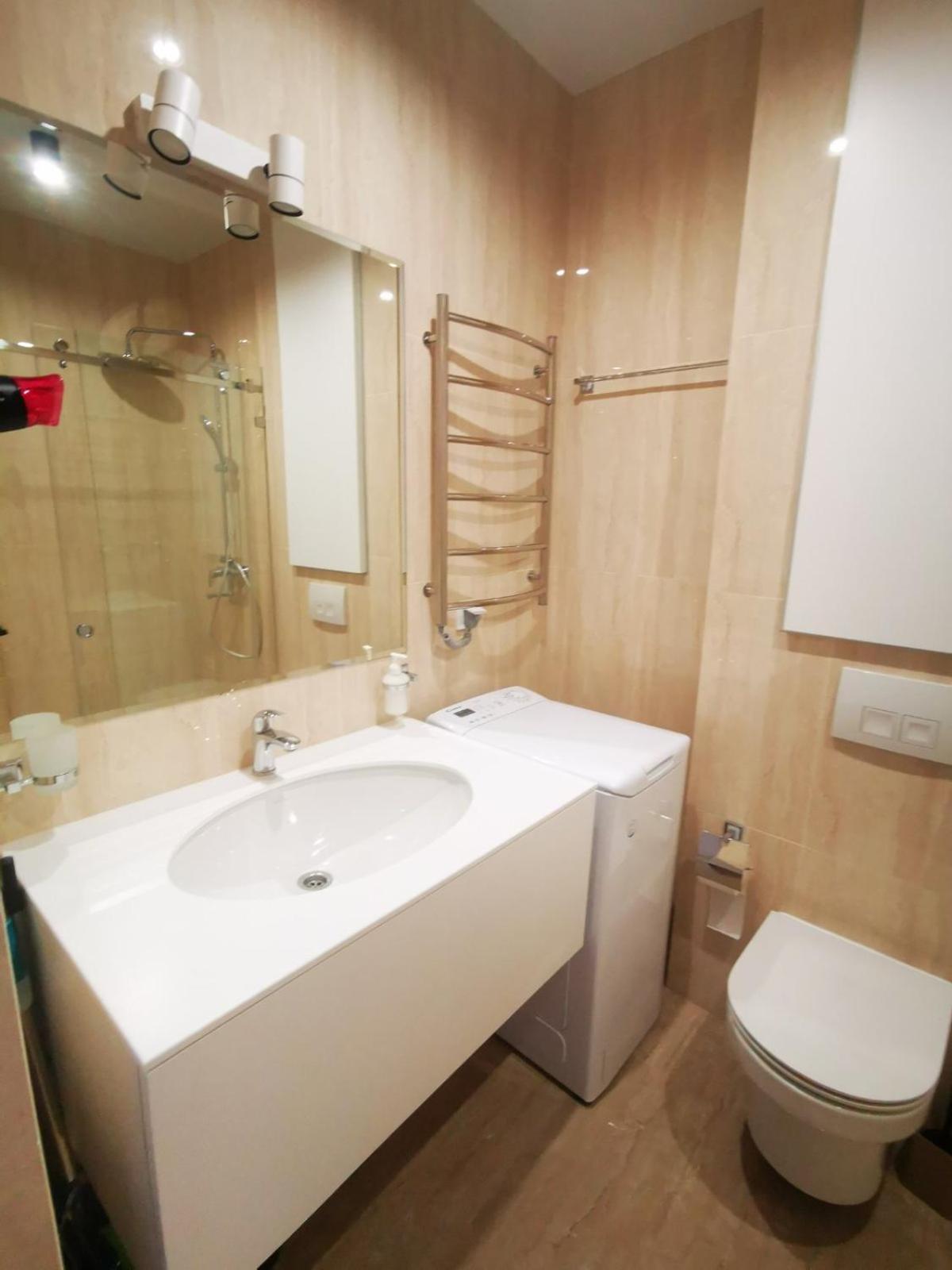 Viktory 5 B, Apartments Kyiv Exterior photo